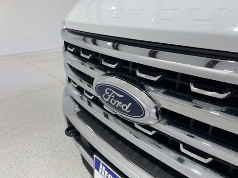 Used 2024 Ford F250 Lariat image 28