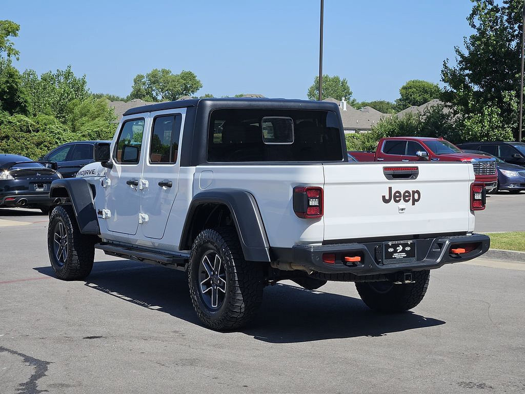Used 2024 Jeep Gladiator Mojave w/ Safety Group AWD/4WD image 3