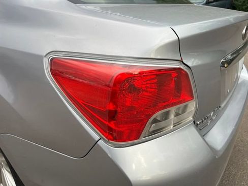 Used 2013 Subaru Impreza 2.0i Limited AWD/4WD image 11