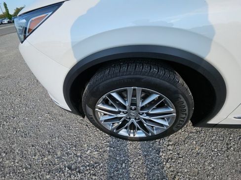 Used 2024 Acura MDX w/ Advance Package AWD/4WD image 11