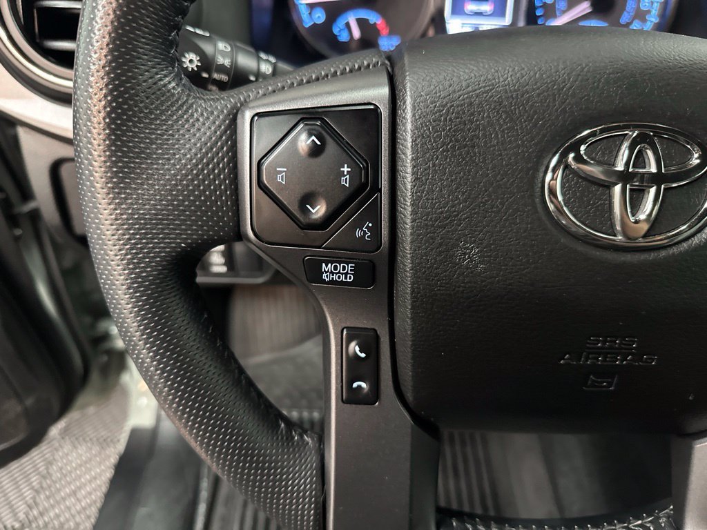 Used 2023 Toyota Tacoma TRD Sport w/ Technology Package AWD/4WD image 15