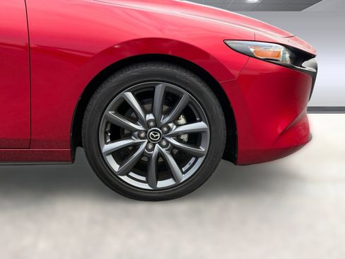 Used 2021 MAZDA MAZDA3 s image 10