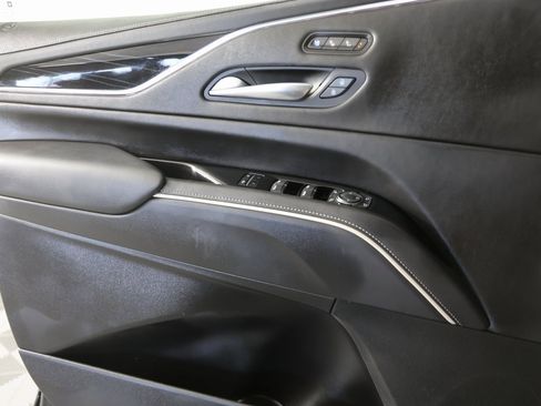 Used 2024 Cadillac Escalade Sport image 28