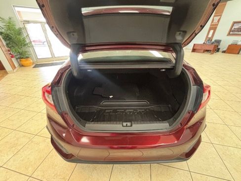 Used 2018 Honda Clarity Plug-In Hybrid image 7