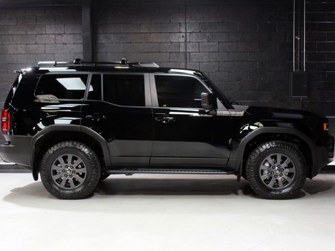 Used 2025 Toyota Land Cruiser image 14