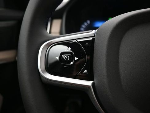 New 2026 Volvo XC90 T8 Plus w/ Protection Package Premier AWD/4WD image 27