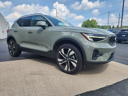 Certified 2023 Volvo XC40 B5 Plus w/ Protection Package Premier AWD/4WD image 1