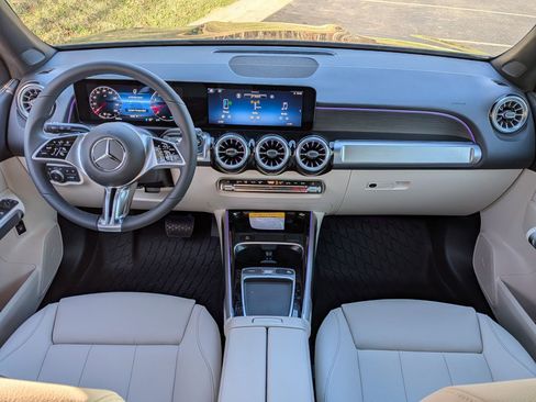 New 2026 Mercedes-Benz GLB 250 image 29