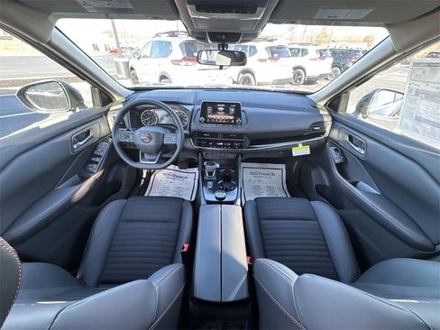 New 2026 Nissan Rogue SV image 20