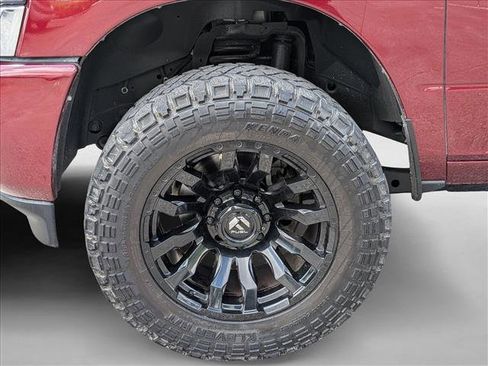 Used 2024 RAM 2500 Laramie AWD/4WD image 6