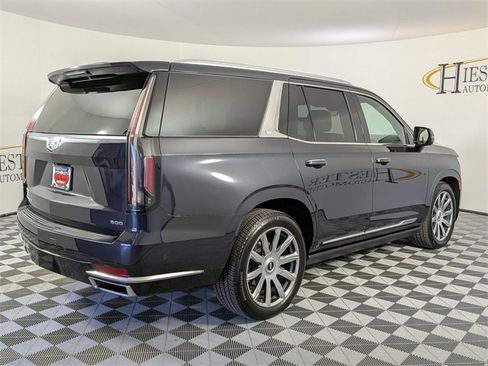 Used 2023 Cadillac Escalade Premium Luxury Platinum w/ Heavy-Duty Trailer Package image 6
