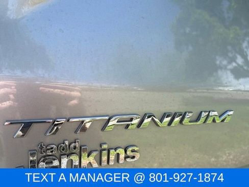 Used 2022 Ford Edge Titanium AWD/4WD image 7