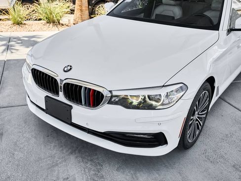 Used 2018 BMW 540i w/ Premium Package RWD image 6