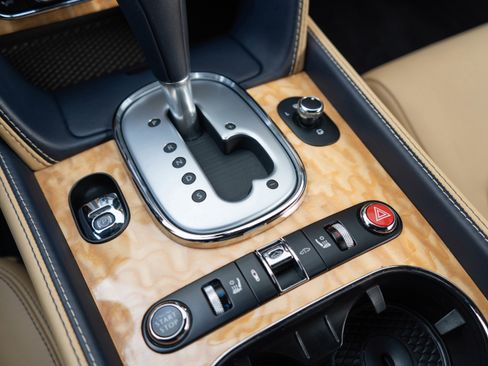 Used 2012 Bentley Continental GT image 23