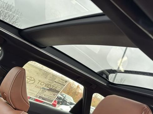 New 2025 Toyota Crown Signia w/ Advanced Technology Package image 11