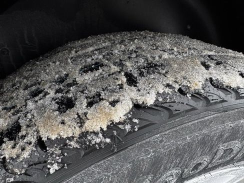 Used 2014 Ford Edge SEL image 32