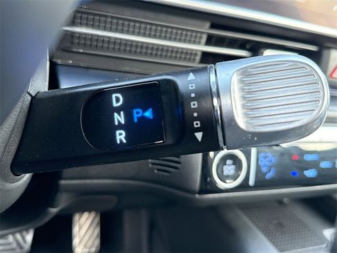 Used 2023 Hyundai Ioniq 6 Limited image 22