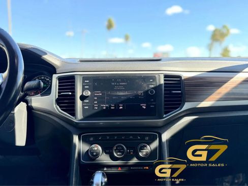 Used 2021 Volkswagen Atlas SE FWD image 20