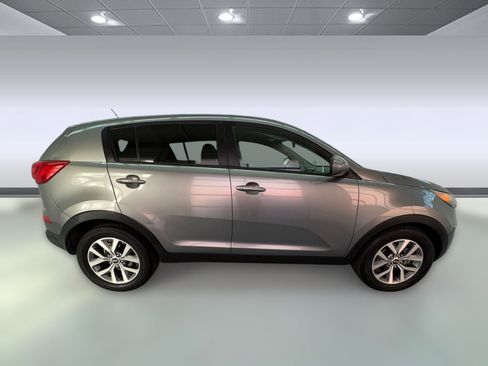 Used 2015 Kia Sportage LX image 7