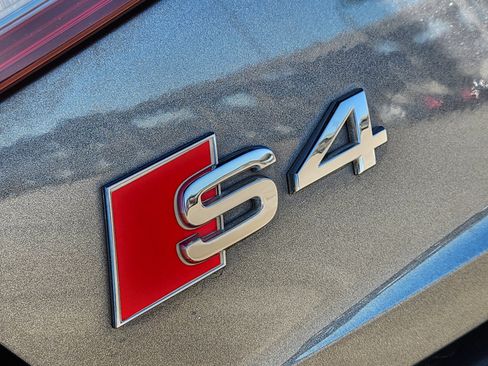 Used 2018 Audi S4 Premium Plus w/ Navigation Package image 12