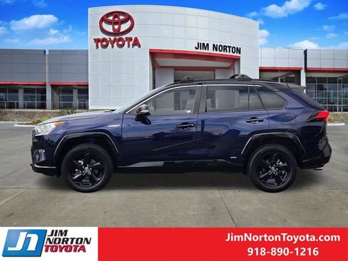 Used 2019 Toyota RAV4 XSE image 5