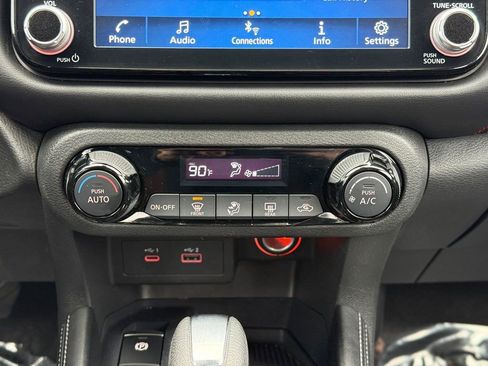 Used 2024 Nissan Kicks SR image 26