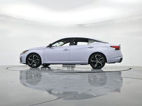 Used 2023 Nissan Altima 2.5 SR image 36