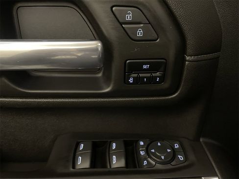 Used 2020 GMC Sierra 2500 Denali w/ Denali Ultimate Package image 16