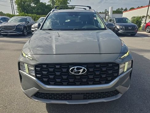 Used 2023 Hyundai Santa Fe SEL FWD image 2