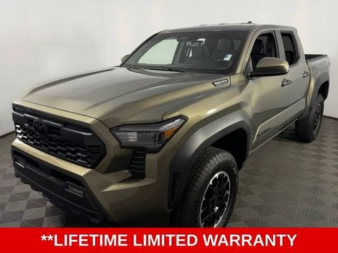 Used 2026 Toyota Tacoma TRD Off-Road AWD/4WD image 3