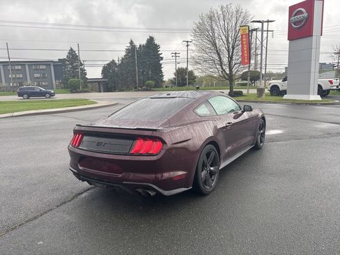 Used 2018 Ford Mustang GT Premium w/ Equipment Group 401A RWD image 7