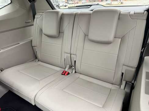Used 2021 Volkswagen Atlas SE w/ Panoramic Sunroof Package FWD image 16