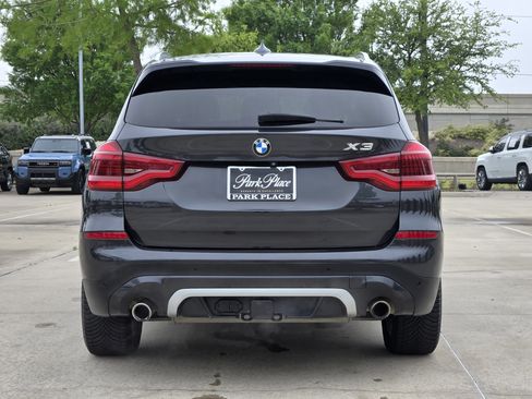 Used 2018 BMW X3 xDrive30i image 4