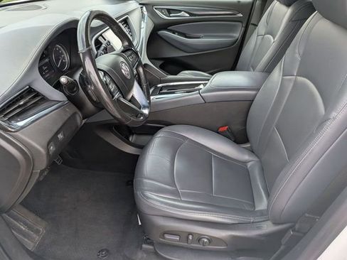 Used 2023 Buick Enclave Essence FWD image 10