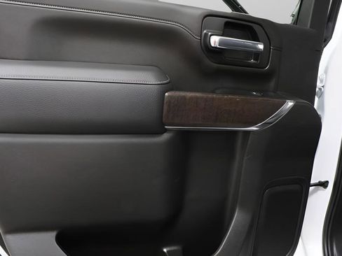 Used 2023 GMC Sierra 2500 Denali w/ Denali Ultimate Package image 25