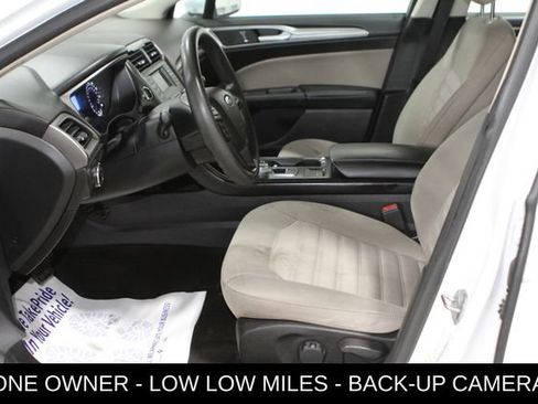 Used 2018 Ford Fusion S FWD image 13