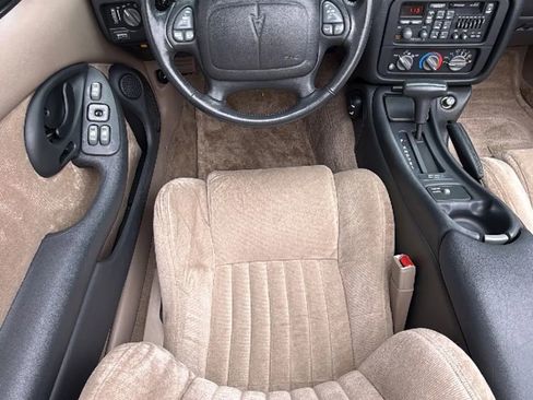 Used 1996 Pontiac Firebird Trans Am RWD image 18