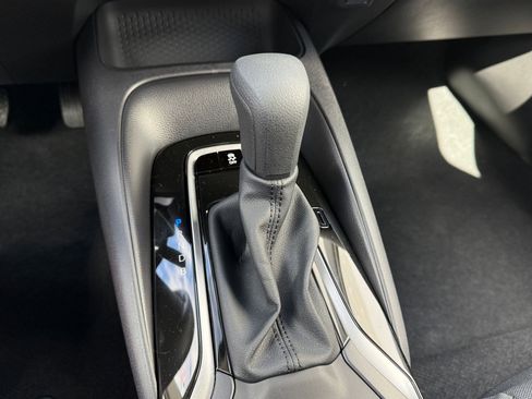 Used 2026 Toyota Corolla LE image 18