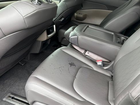 New 2026 Kia Carnival EX image 10