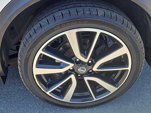 Used 2019 Nissan Rogue Sport SL w/ Premium Package AWD/4WD image 3