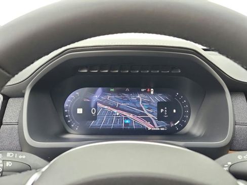 New 2026 Volvo XC90 B6 Plus w/ Protection Package Premier image 32