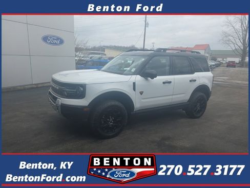 Used 2025 Ford Bronco Sport Badlands image 1