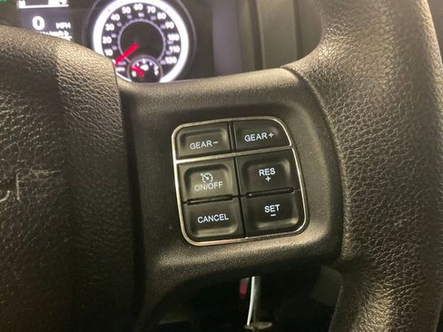 Used 2015 RAM 1500 Express AWD/4WD image 18