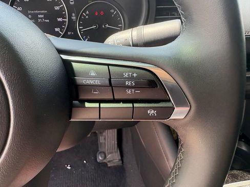 Used 2025 MAZDA MAZDA3 s FWD image 15