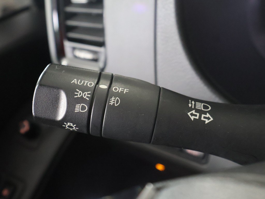 Used 2022 Nissan Frontier PRO-4X AWD/4WD image 41