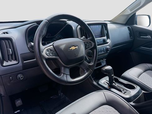 Used 2017 Chevrolet Colorado Z71 RWD image 9