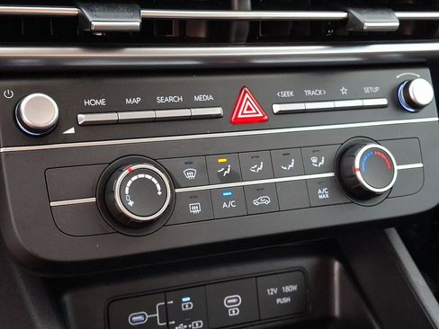 Used 2026 Hyundai Tucson SE FWD image 18