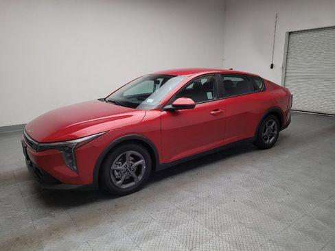 Used 2025 Kia K4 FWD image 2