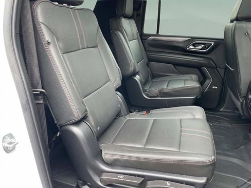 Used 2024 Chevrolet Suburban RST w/ Luxury Package AWD/4WD image 18
