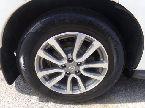 Used 2015 Nissan Pathfinder S AWD/4WD image 38